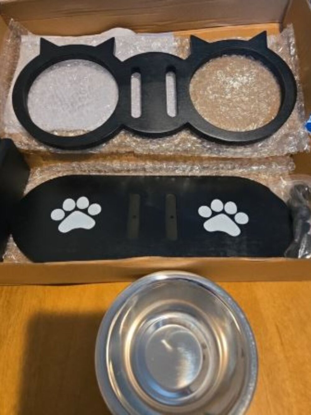 Elevated Small Dog and Cat Feeder with Bowls